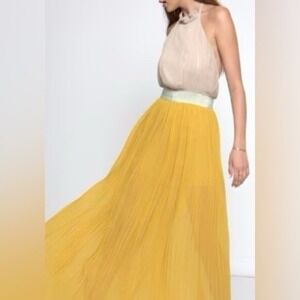 LUCY PARIS NWT Pleated Halter Goldie Maxi Dress Backless Gold Yellow Beige Small